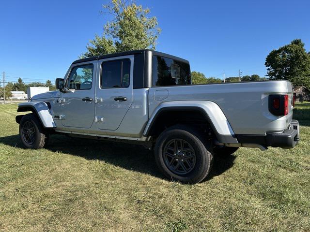 new 2024 Jeep Gladiator car, priced at $48,705