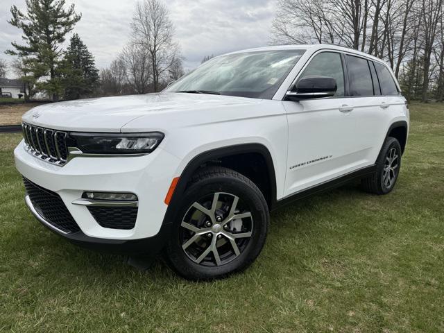 new 2025 Jeep Grand Cherokee car, priced at $49,415
