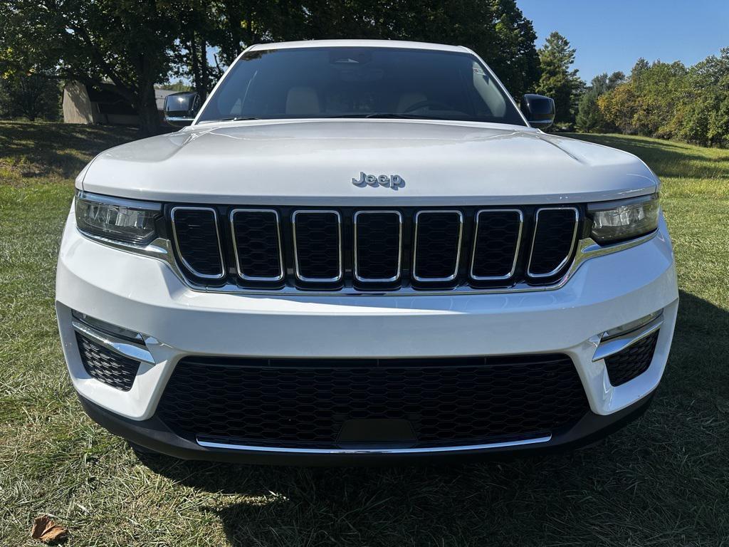 new 2025 Jeep Grand Cherokee car, priced at $49,415