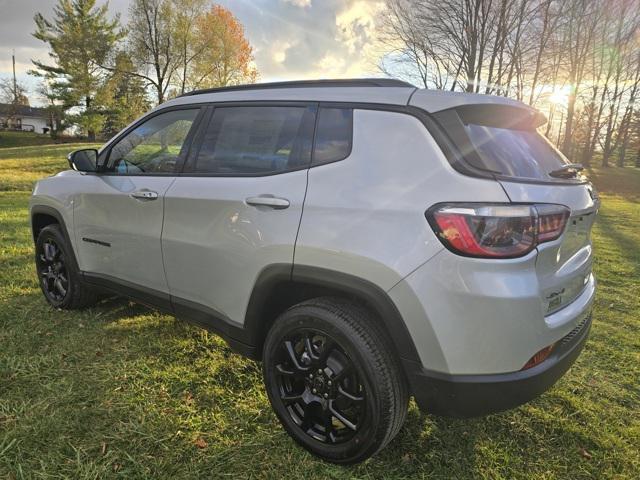 new 2025 Jeep Compass car, priced at $32,335