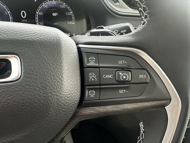 new 2025 Jeep Grand Cherokee car, priced at $50,010