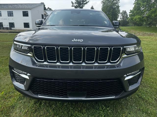 new 2025 Jeep Grand Cherokee car, priced at $50,010