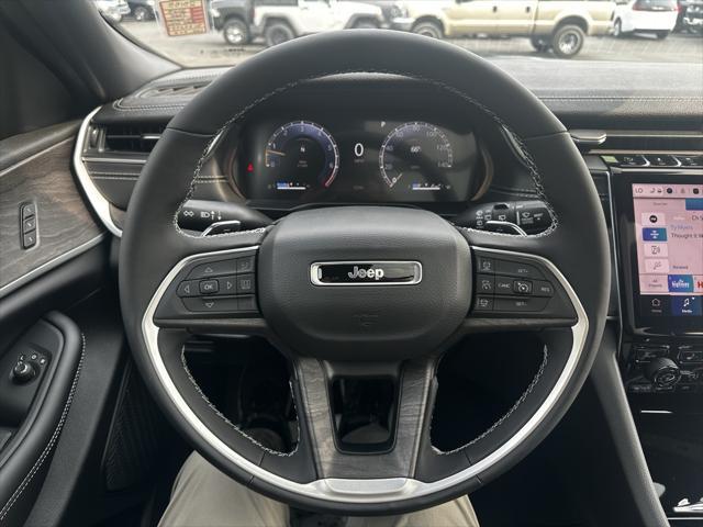new 2025 Jeep Grand Cherokee car, priced at $50,010