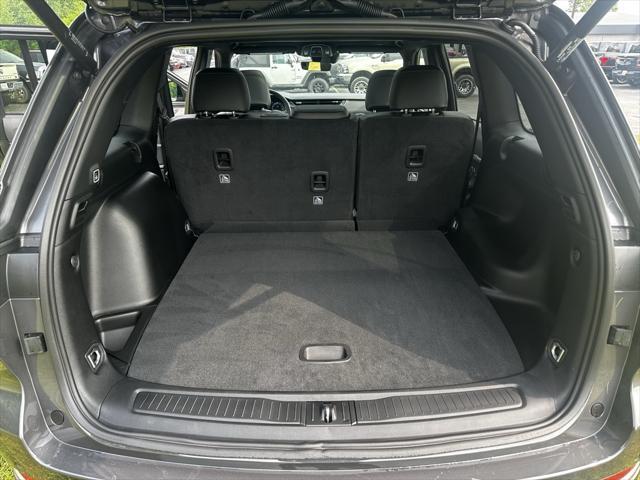 new 2025 Jeep Grand Cherokee car, priced at $50,010