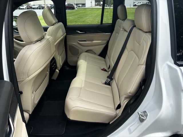 new 2025 Jeep Grand Cherokee car, priced at $49,415