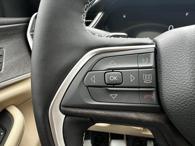 new 2025 Jeep Grand Cherokee car, priced at $49,415