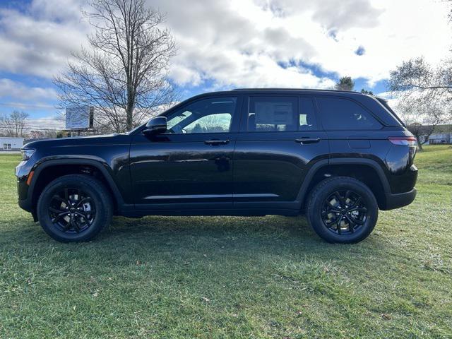 new 2025 Jeep Grand Cherokee car, priced at $47,525