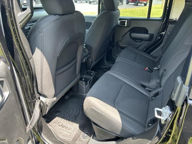 used 2022 Jeep Gladiator car, priced at $33,874