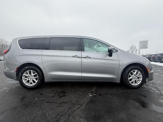 used 2017 Chrysler Pacifica car, priced at $14,783