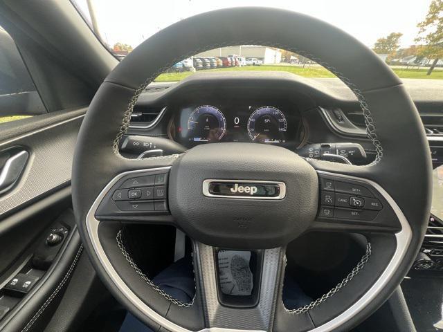 new 2025 Jeep Grand Cherokee car, priced at $43,970