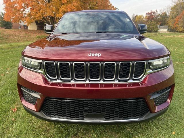 new 2025 Jeep Grand Cherokee car, priced at $43,970