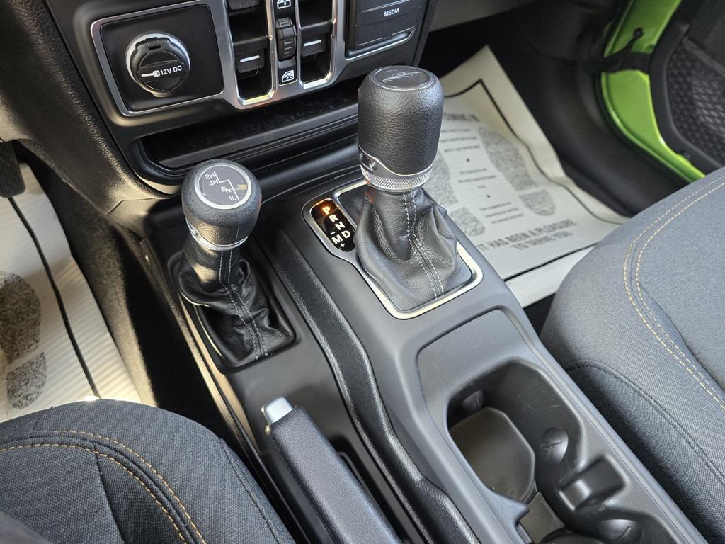 new 2025 Jeep Gladiator car, priced at $52,915