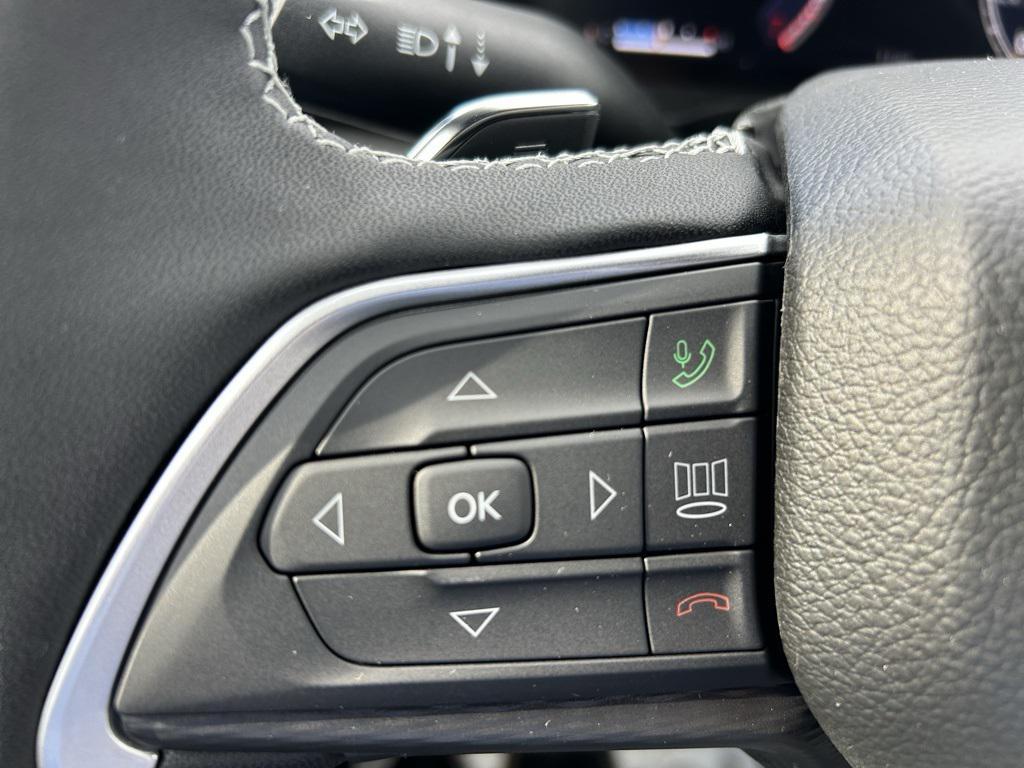 new 2025 Jeep Grand Cherokee car, priced at $46,730