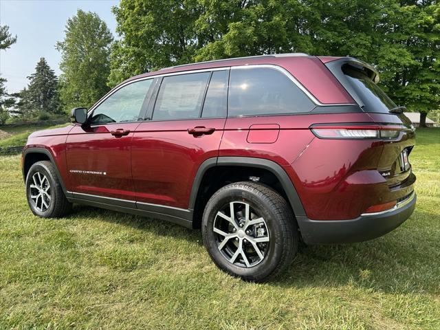 new 2025 Jeep Grand Cherokee car, priced at $50,010