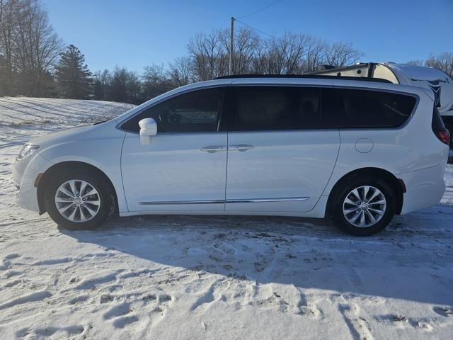 used 2017 Chrysler Pacifica car, priced at $14,977