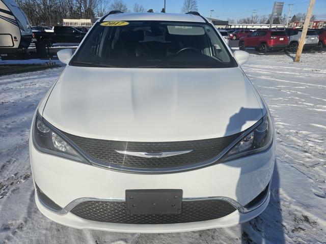 used 2017 Chrysler Pacifica car, priced at $14,977