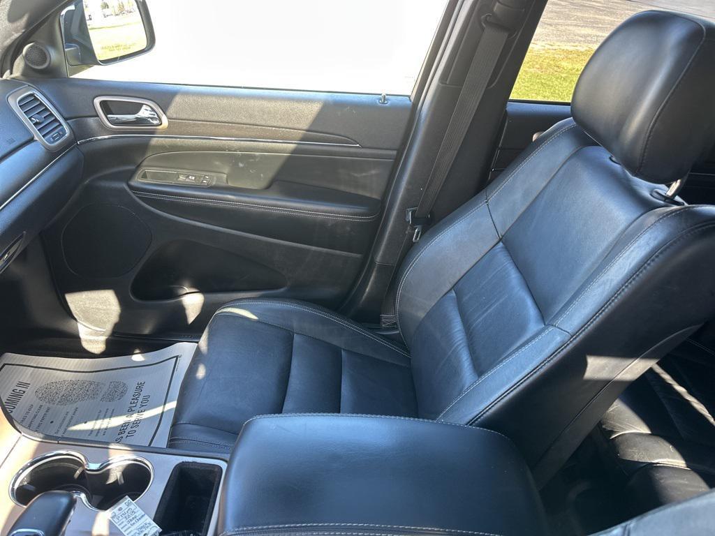 used 2015 Jeep Grand Cherokee car, priced at $13,979