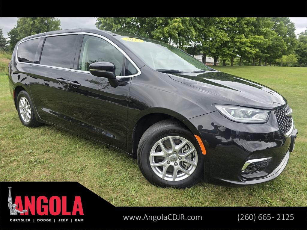 used 2023 Chrysler Pacifica car, priced at $23,960