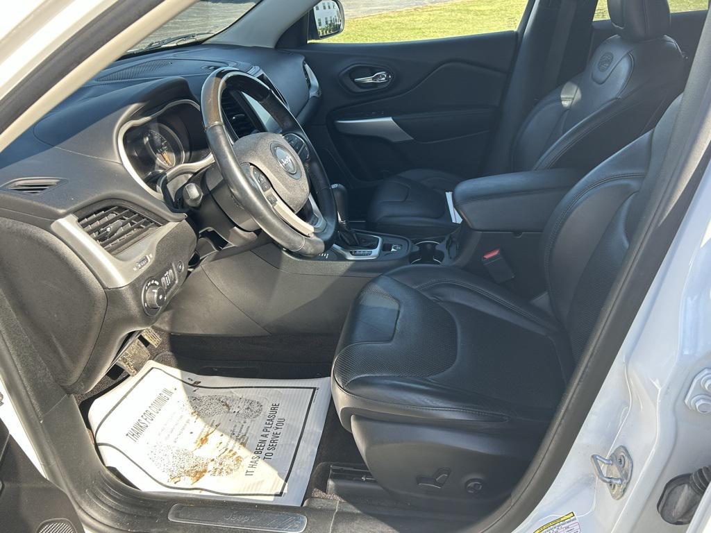 used 2018 Jeep Cherokee car, priced at $13,459