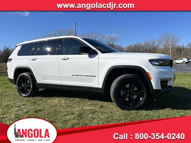 new 2025 Jeep Grand Cherokee car, priced at $54,040