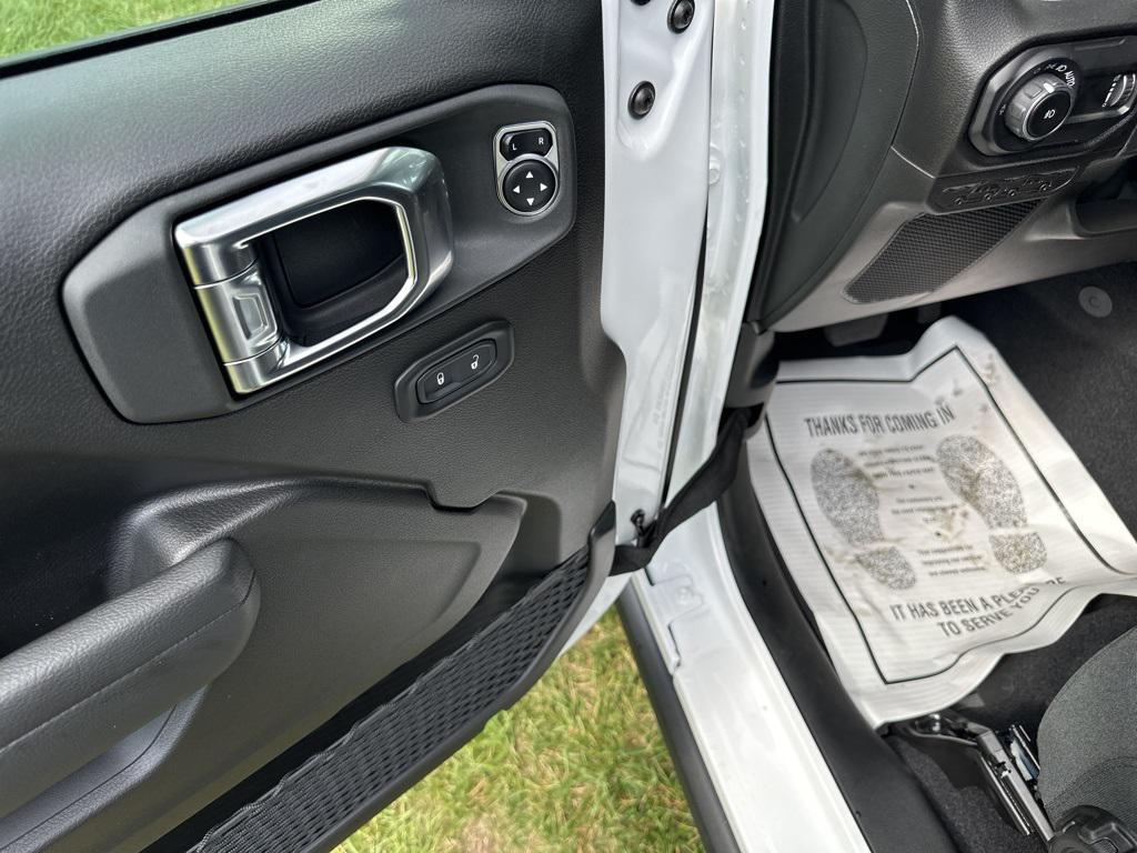 new 2026 Jeep Wrangler car, priced at $50,985