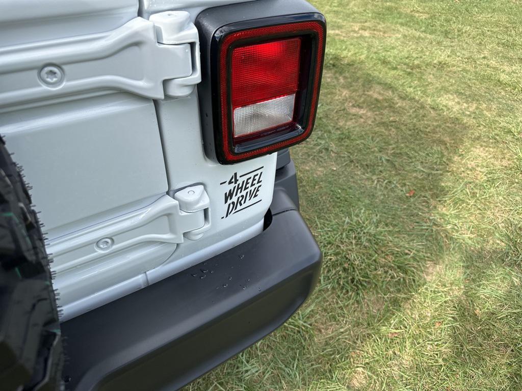 new 2026 Jeep Wrangler car, priced at $50,985