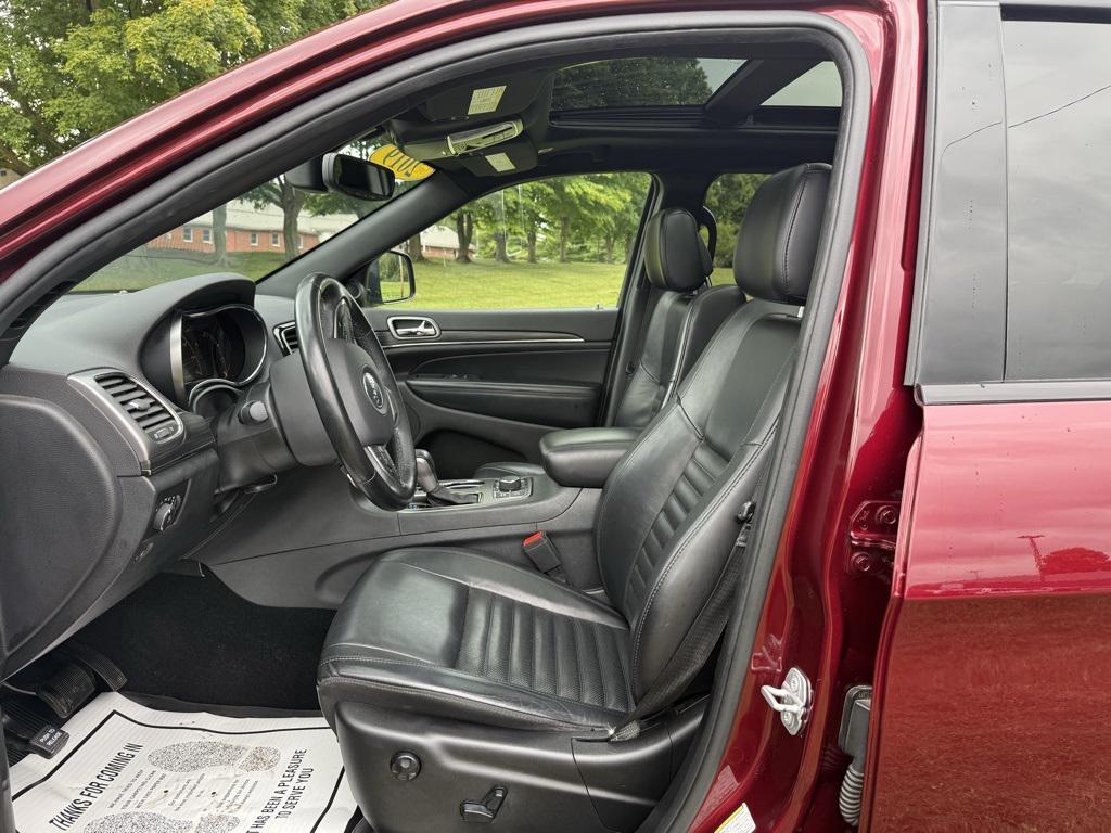 used 2019 Jeep Grand Cherokee car, priced at $21,329