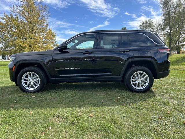 new 2025 Jeep Grand Cherokee car, priced at $43,970