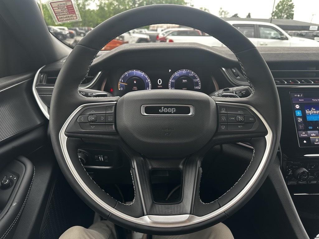 new 2025 Jeep Grand Cherokee car, priced at $46,135