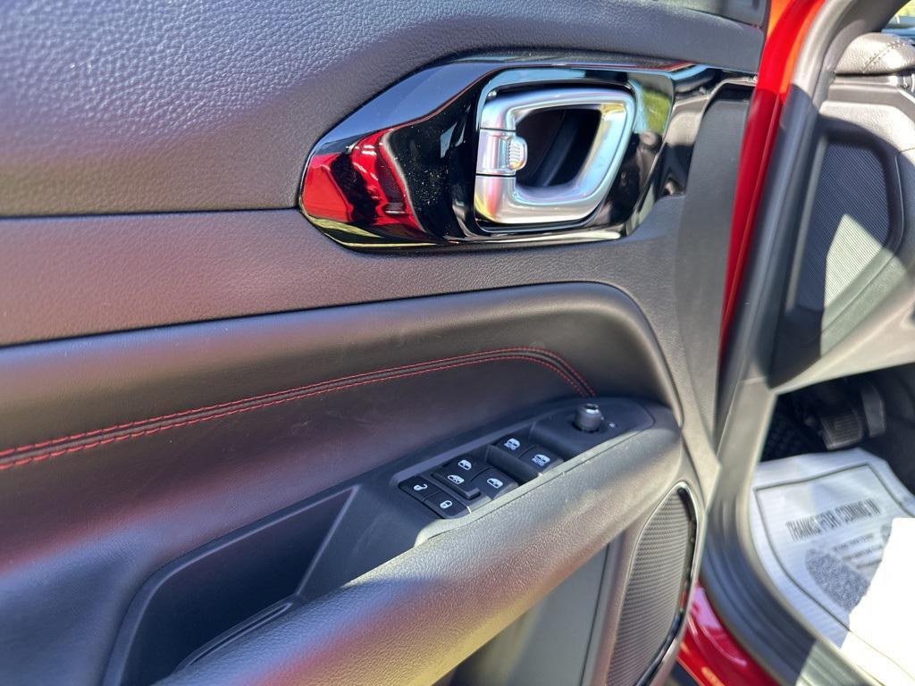 new 2026 Jeep Compass car, priced at $35,985