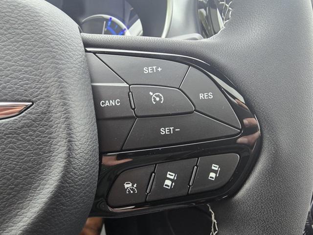 new 2025 Chrysler Pacifica Hybrid car, priced at $58,800
