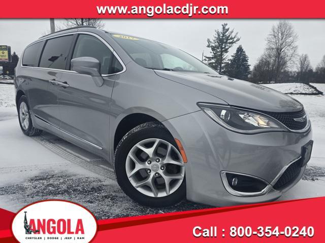 used 2017 Chrysler Pacifica car, priced at $13,434