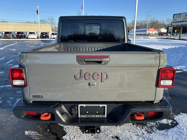 used 2021 Jeep Gladiator car, priced at $41,274