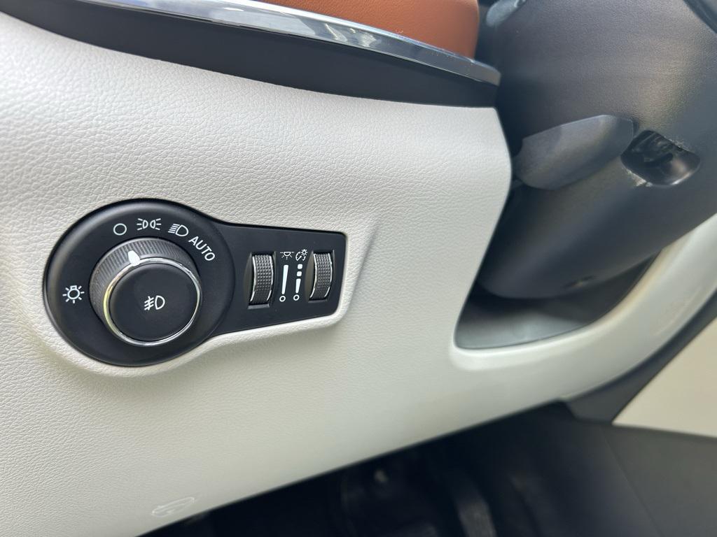 used 2022 Jeep Compass car, priced at $21,995
