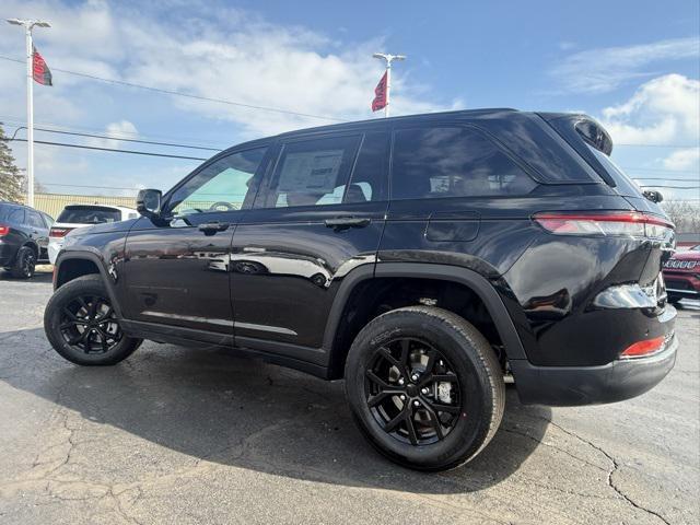 new 2025 Jeep Grand Cherokee car, priced at $46,530