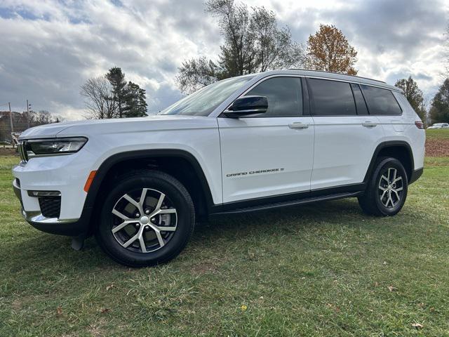 used 2024 Jeep Grand Cherokee L car, priced at $40,619