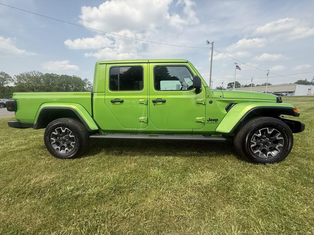 new 2025 Jeep Gladiator car, priced at $54,225