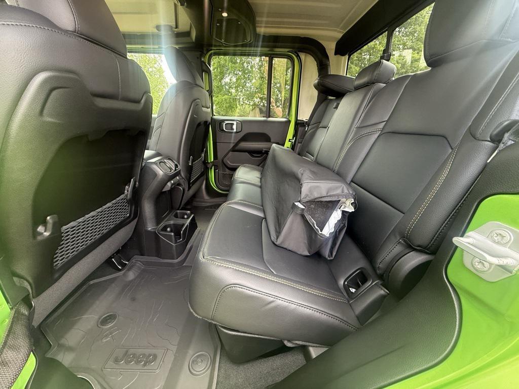 new 2025 Jeep Gladiator car, priced at $54,225