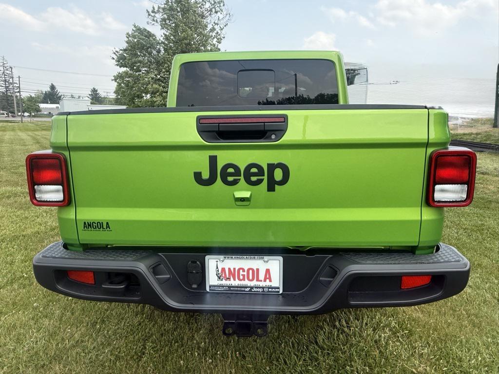 new 2025 Jeep Gladiator car, priced at $54,225
