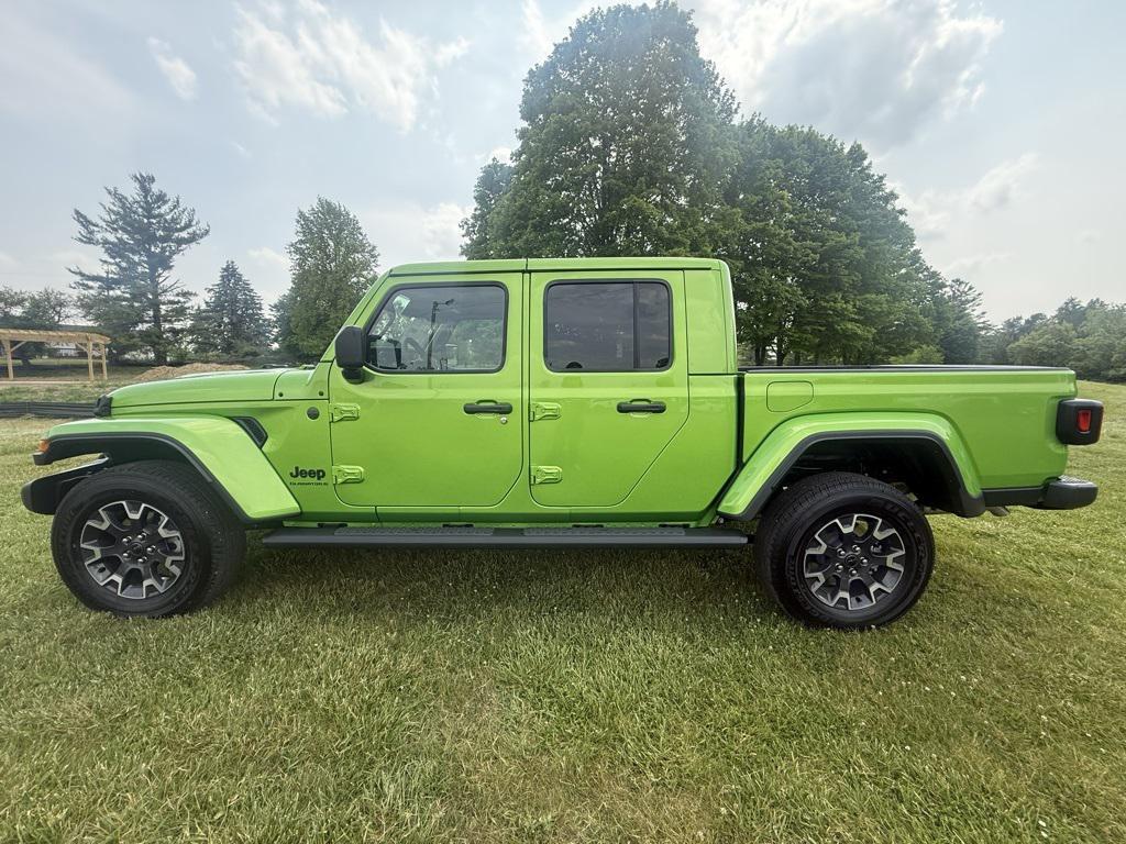 new 2025 Jeep Gladiator car, priced at $54,225