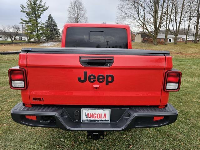 new 2025 Jeep Gladiator car, priced at $46,560