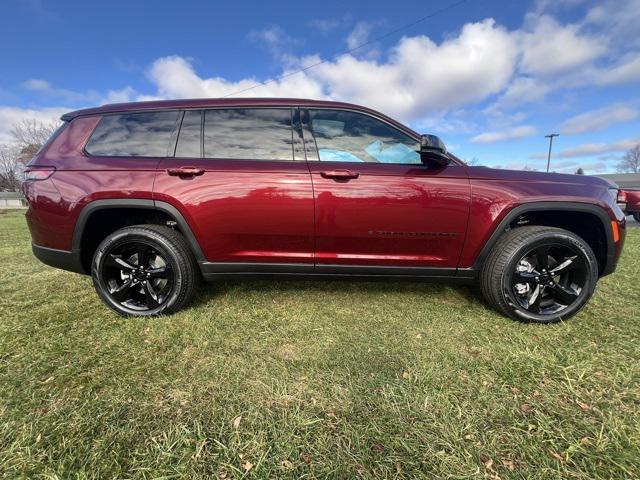 new 2025 Jeep Grand Cherokee car, priced at $54,635