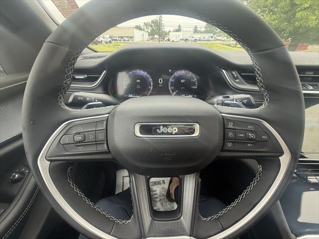 new 2025 Jeep Grand Cherokee car, priced at $46,135
