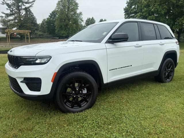 new 2025 Jeep Grand Cherokee car, priced at $46,135