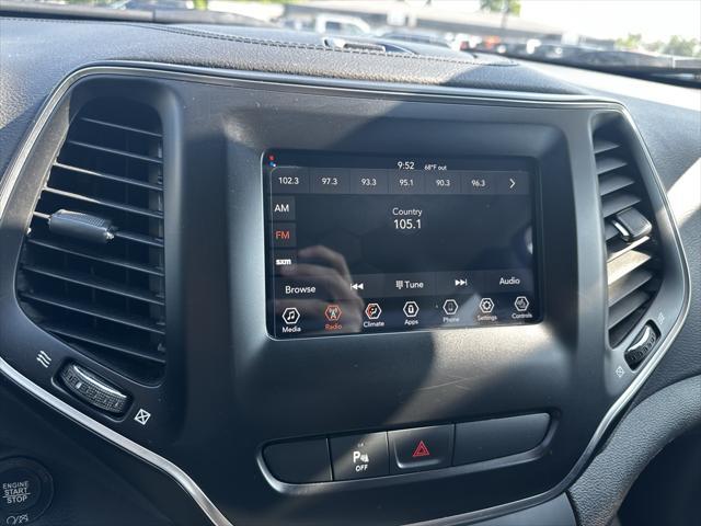 used 2019 Jeep Cherokee car, priced at $14,739