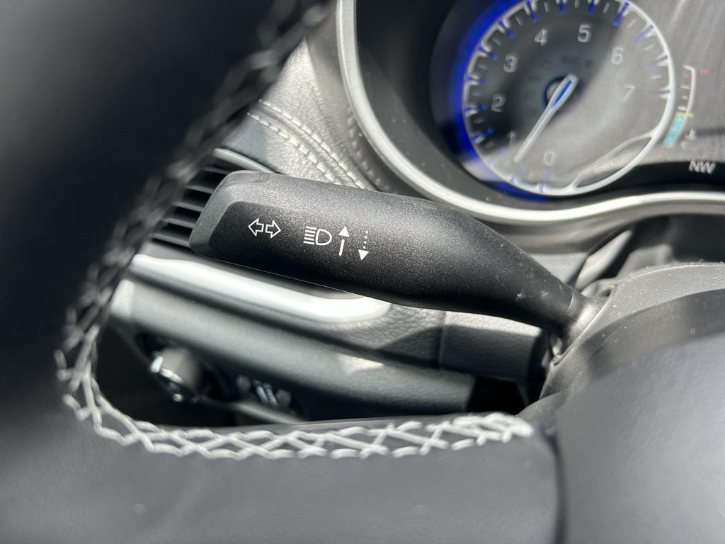 new 2025 Chrysler Pacifica car, priced at $48,265