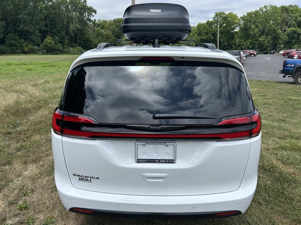 new 2025 Chrysler Pacifica car, priced at $48,265