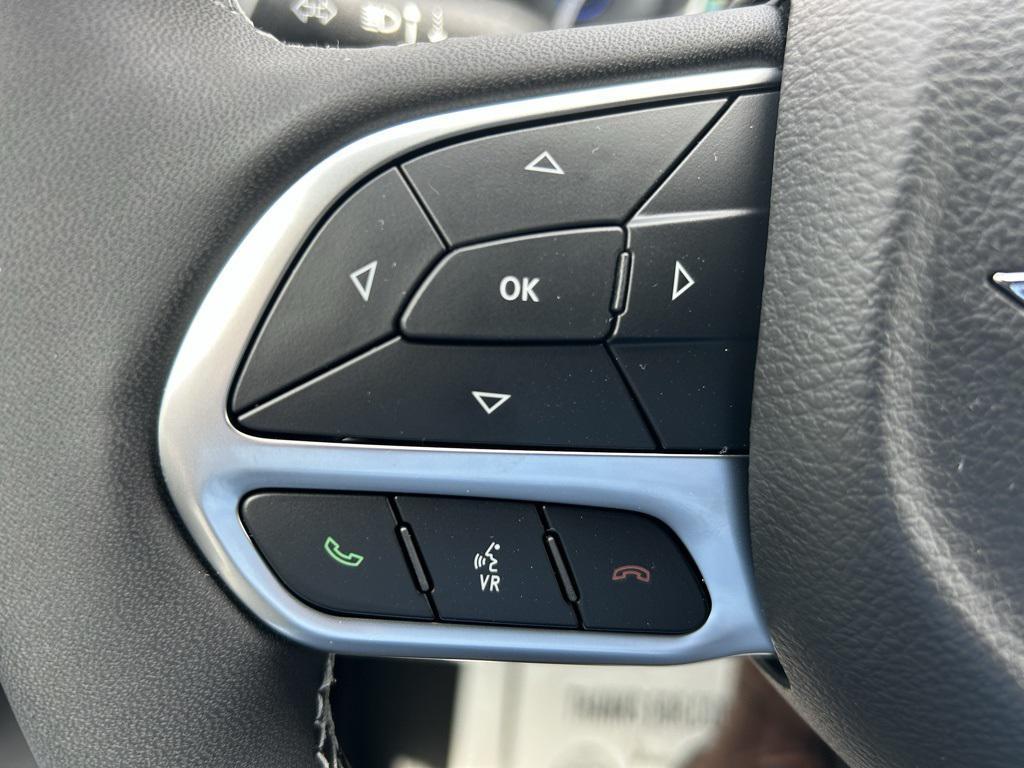 new 2025 Chrysler Pacifica car, priced at $48,265