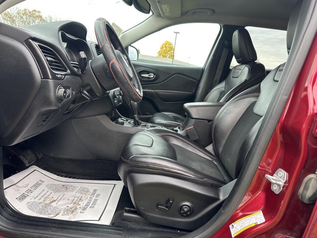 used 2019 Jeep Cherokee car, priced at $19,734