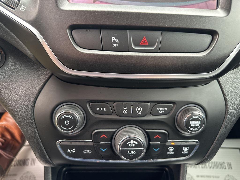 used 2019 Jeep Cherokee car, priced at $19,734